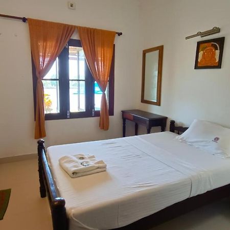 Ayana's Homestay Alappuzha Luaran gambar