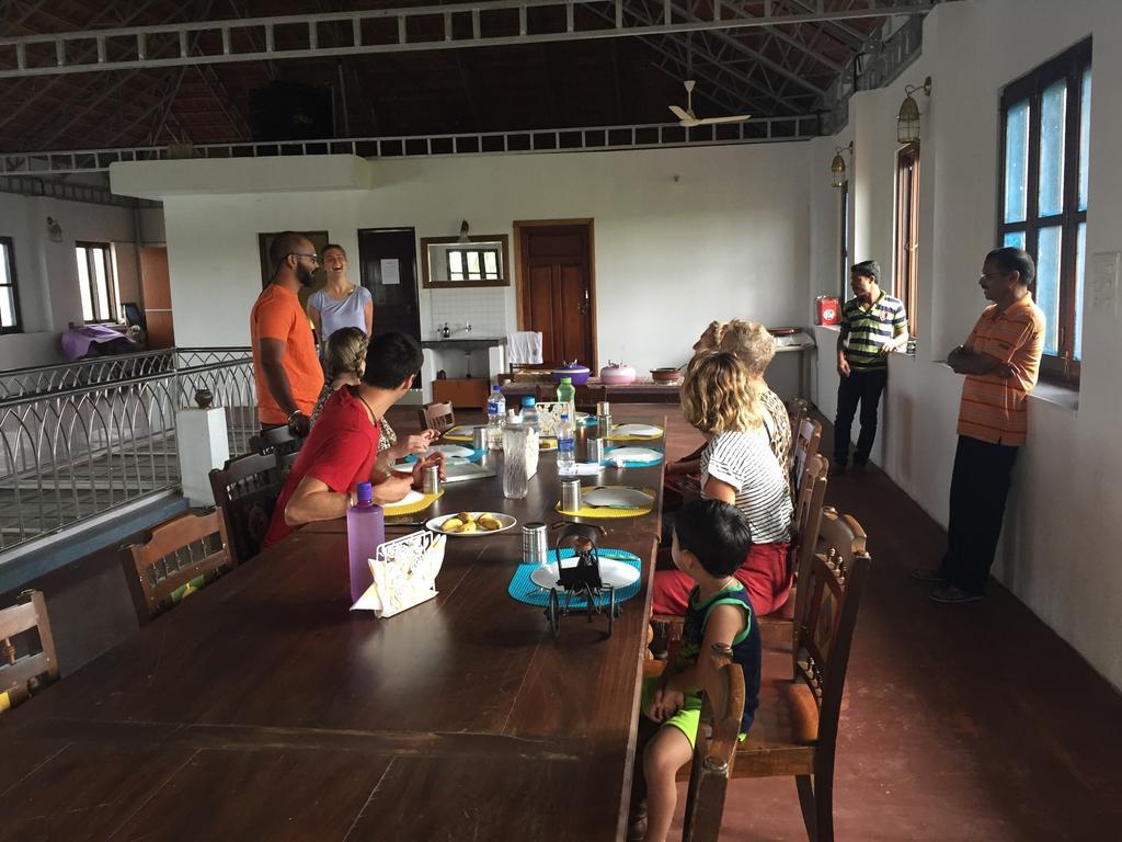 Ayana's Homestay Alappuzha Luaran gambar